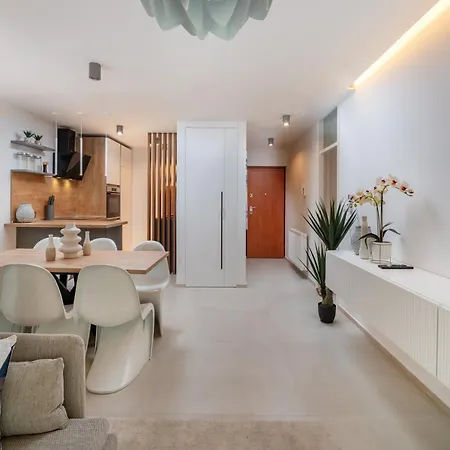 Ferienwohnung Cro.Lo Modern Retreat Split Exterior foto
